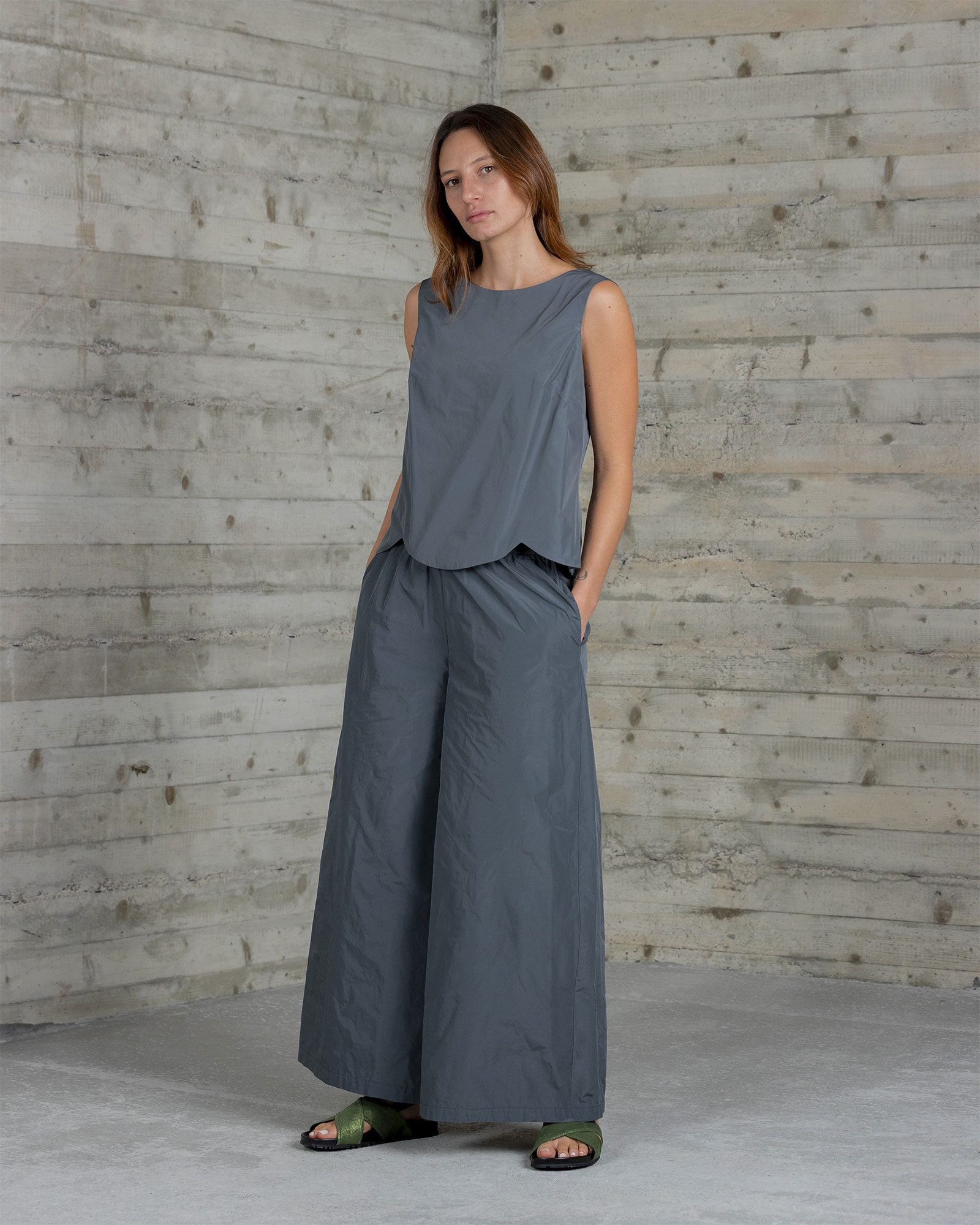 Pantalone 23433 nr 225 grigio 01