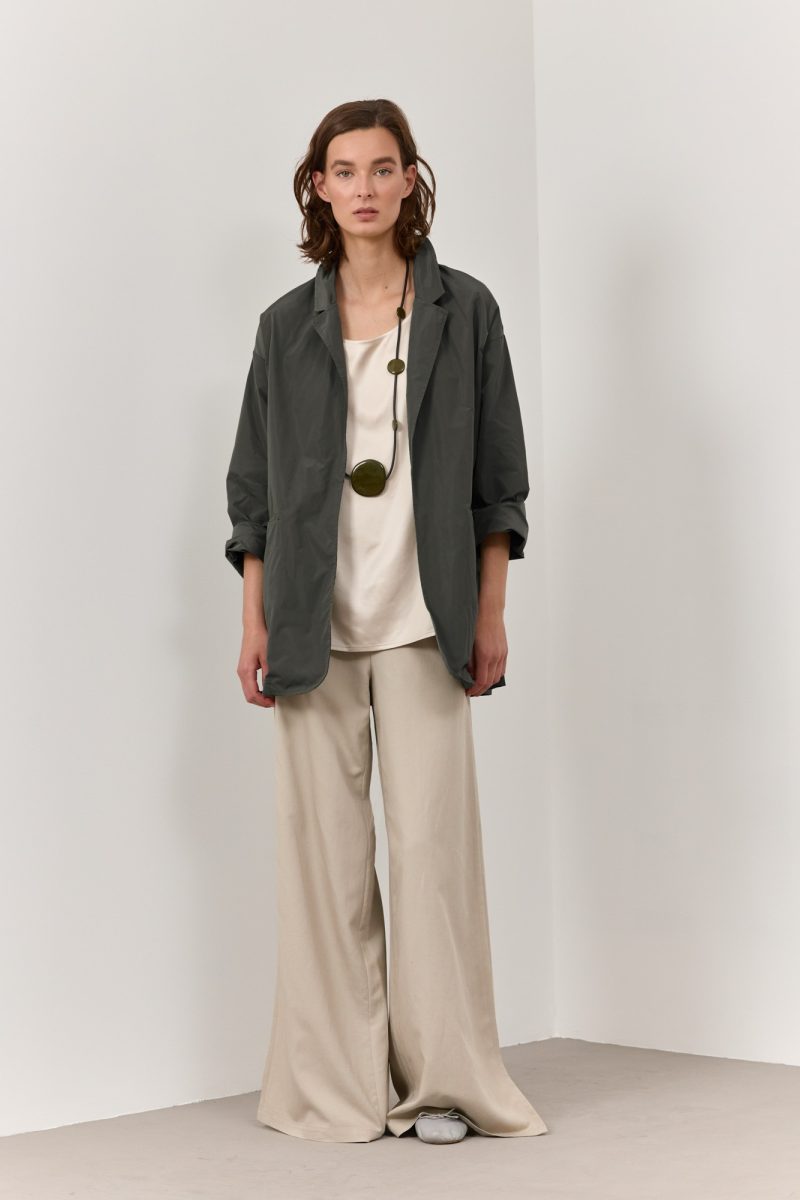 Rialto48 ss26 andrea antracite